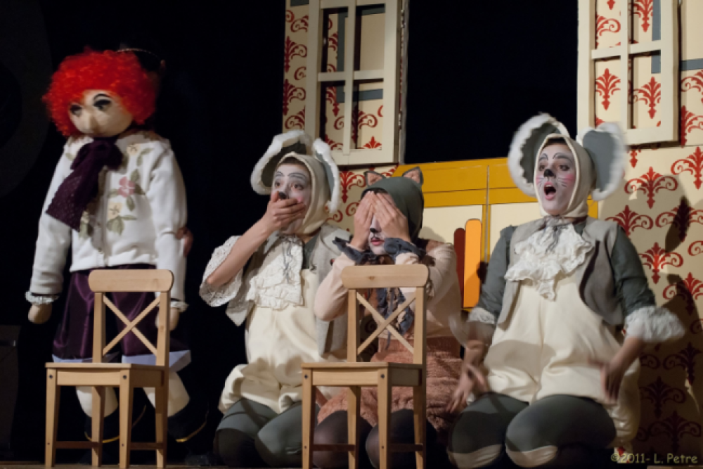 COPILARIA LUI VIVALDI, la Teatrul Odeon