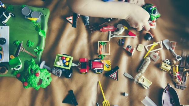 7 jucării care pot pune în pericol viața copiilor 