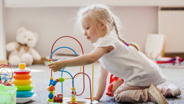 5 activități Montessori pentru copilul tău de 4 ani