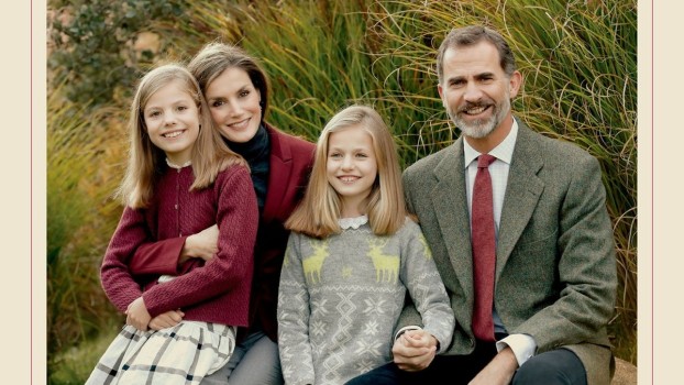 Cum arată felicitarea de Crăciun a Casei Regale Spaniole? Prințesa Leonor și Infanta Sofia s-au semnat alături de părinții lor