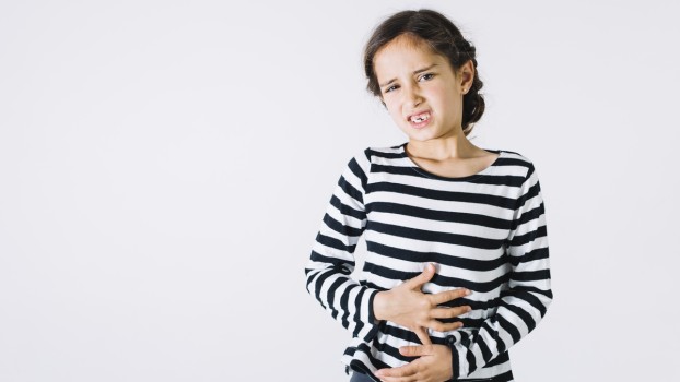 Enterocolita la copii: cauze, simptome, tratamente. Ce poți face acasă și când este cazul să mergi la medic?