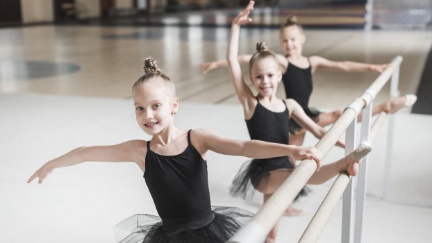 Sănătate pentru prichindei în pași de dans! Beneficiile baletului pentru copii