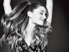 Ariana Grande sedinta foto in lenjerie